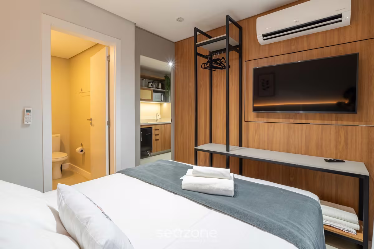 Reforma de apartamento compacto no Rio Vermelho em Salvador pela 3M